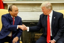 Việt Nam chưa sẵn sàng đặt cược vào Trump