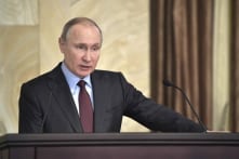 Trước bầu cử, ông Putin khoe tình báo Nga chặn được hàng trăm điệp viên nước ngoài