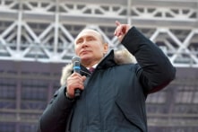 Putin từng hạ lệnh bắn rơi máy bay dân sự, khoe ông nội làm đầu bếp cho Stalin và Lenin