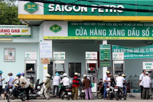 Sản lượng tiêu thụ xăng E5 thấp, Saigon Petro kiến nghị cho bán lại xăng A92