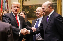 Cố vấn kinh tế trưởng của Trump từ chức