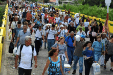 Mỹ viện trợ 2,5 triệu USD cho người tị nạn Venezuela
