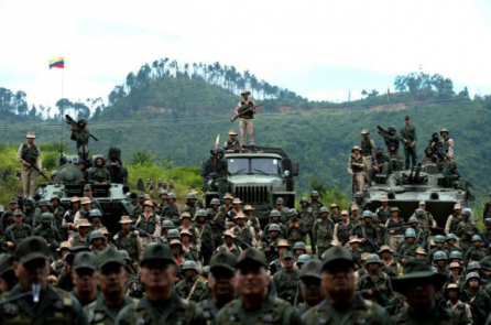 Maduro bắt đầu thanh lọc quân đội, Mỹ cảnh báo sĩ quan Venezuela sẽ đảo chính