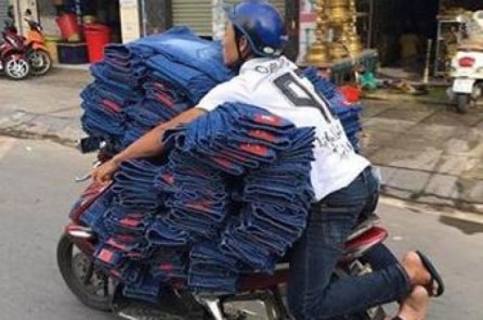 15 kiểu vận chuyển “quá tải” đáng kinh ngạc và sáng tạo – không chỉ ở Việt Nam