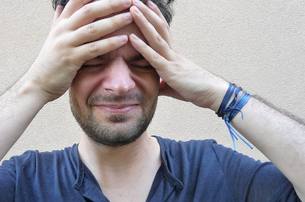 Cẩn trọng với triệu chứng thường xuyên chóng mặt