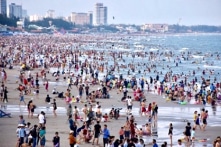 Gần 30 trẻ em bị lạc cha mẹ khi tắm biển ở Vũng Tàu