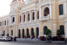 Từ ngày 1/5, TP.HCM thí điểm khoán kinh phí sử dụng xe ô tô công