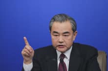 Bắc Kinh có từ bỏ thái độ cứng rắn trước thảm bại tại Hồng Kông và Đài Loan?