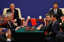 Ông Trump điện đàm với ông Tập về  thương mại và Bắc Hàn