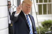 Khảo sát của Reuters: Người Mỹ gia tăng ủng hộ ông Trump kể từ 27/4