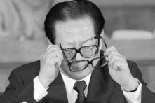 Báo Trung Quốc vô tình lôi ông Giang Trạch Dân ra vì “hiệp ước bất bình đẳng”