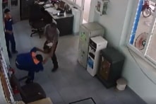 Tạm giữ hình sự người hành hung nhân viên bán xăng