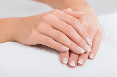 Bốn thay đổi nhỏ vùng móng tay, chân không nên chủ quan