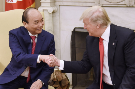 Việt Nam sẽ thành chiến trường thương mại tiếp theo của ông Trump?