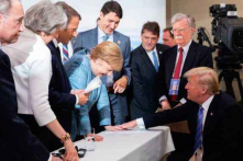 Giới chức châu Âu bác tuyên bố các nhà lãnh đạo thế giới ‘đang cười nhạo’ ông Trump