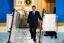 Tổng thống Trump đã tới Singapore chuẩn bị họp thượng đỉnh với Kim Jong-un