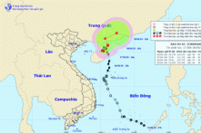 Bão Ewiniar vào Lôi Châu, Trung Quốc với sức gió giật cấp 10