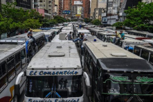 Venezuela: 90% giao thông công cộng đường bộ không hoạt động