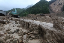 Cảnh báo sạt lở đất, ngập úng khu vực Bắc Bộ