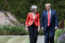 Trump-May khẳng định quan hệ thân cận Mỹ-Anh, bác bỏ “Tin giả” The Sun