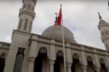 Chính quyền Trung Quốc cưỡng chế treo quốc kỳ ở các nơi hoạt động tôn giáo