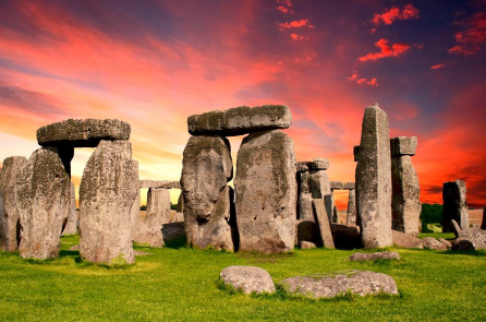 Những người xây Stonehenge đã sở hữu kiến thức hình học Pitago?