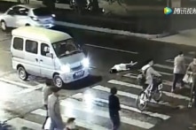 Sự thờ ơ vô cảm của người Trung Quốc khiến thế giới sững sờ