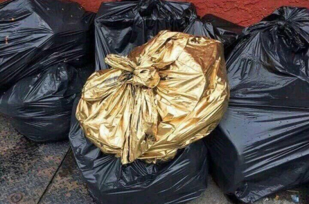 61 tỷ đô la vàng và linh kiện quý đang nằm trong các bãi rác