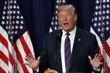 Khảo sát: Tỷ lệ ủng hộ TT Trump ngày 2/8 tăng lên 50%