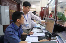 Công chức không được lấy lòng sếp vì động cơ không trong sáng