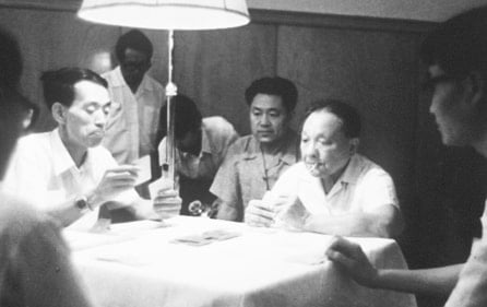 Đặng Tiểu Bình căm ghét Mao Trạch Đông, âm thầm trả thù người nhà Mao