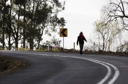 Đam mê thám hiểm, người đàn ông Úc đi bộ 90 km đi làm