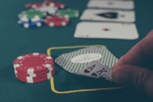 Bộ Tài chính muốn giảm điều kiện kinh doanh sòng bài, đặt cược