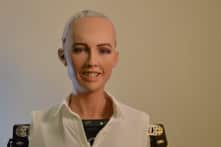 Robot Sophia: Trí tuệ nhân tạo hay chỉ là 1 “con rối”?