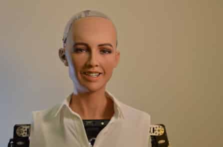 Robot Sophia: Trí tuệ nhân tạo hay chỉ là 1 “con rối”?