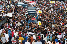 Dân Sri Lanka biểu tình vì khó khăn kinh tế và trì hoãn bầu cử