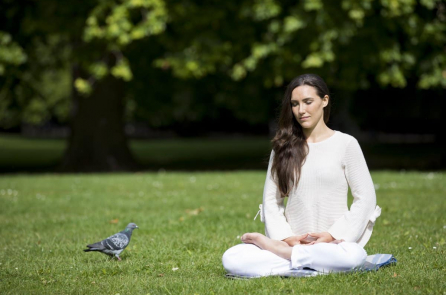 Vì sao “suy nghĩ tích cực” sẽ giúp bạn vượt qua khó khăn?