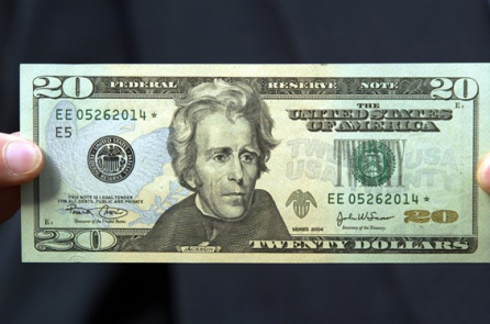 Câu chuyện suy ngẫm: Tờ 20 đô và giá trị con người