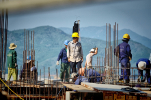 Đặt mục tiêu 45% NLĐ được hưởng lương hưu, BHXH vào năm 2021