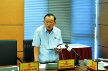 ‘Nhiều cán bộ cấp thấp sao lắm tiền thế, họ ăn của dân rất nhiều’