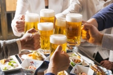 Bộ Y tế khuyến cáo sử dụng rượu, bia an toàn ngày Tết