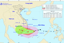 Bão số 9 giật cấp 12 qua đảo Phú Quý, hướng vào Nam Trung Bộ