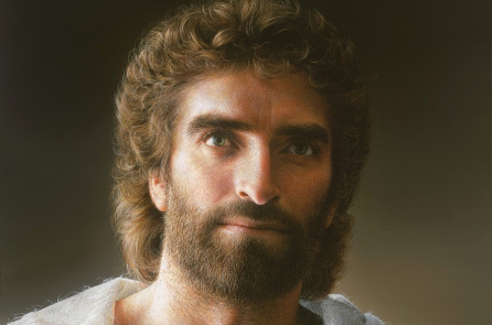 Cô bé kiếm hàng triệu đô nhờ vào tài năng vẽ tranh siêu thường