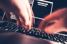 TQ cập nhật danh sách các hãng tin được phê duyệt, thắt chặt kiểm soát Internet