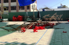 Vụ sập giàn giáo khiến 25 HS bị thương: Nguyên nhân là do gió