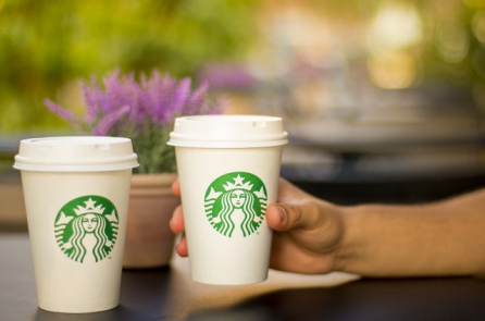 Phóng viên ĐCSTQ nằm vùng tại Starbucks, doanh nghiệp vốn nước ngoài lâm nguy