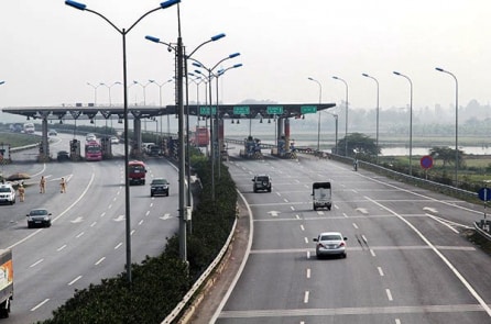 Thu phí không dừng tại tất cả các trạm BOT trong năm 2019