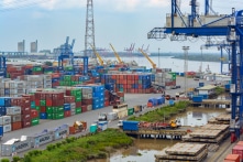 Việt Nam chi gần 11 tỷ USD nhập khẩu máy móc Trung Quốc