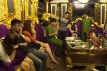 Hà Tĩnh: Cô giáo tiểu học là người đưa ma túy vào phòng karaoke