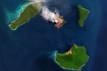 Indonesia: Sóng thần quét qua Eo biển Sunda sau khi núi lửa Krakatoa phun trào